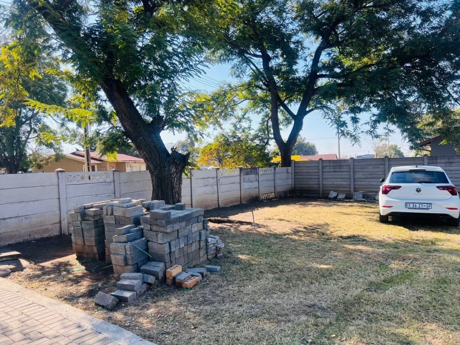To Let 3 Bedroom Property for Rent in Rustenburg North North West